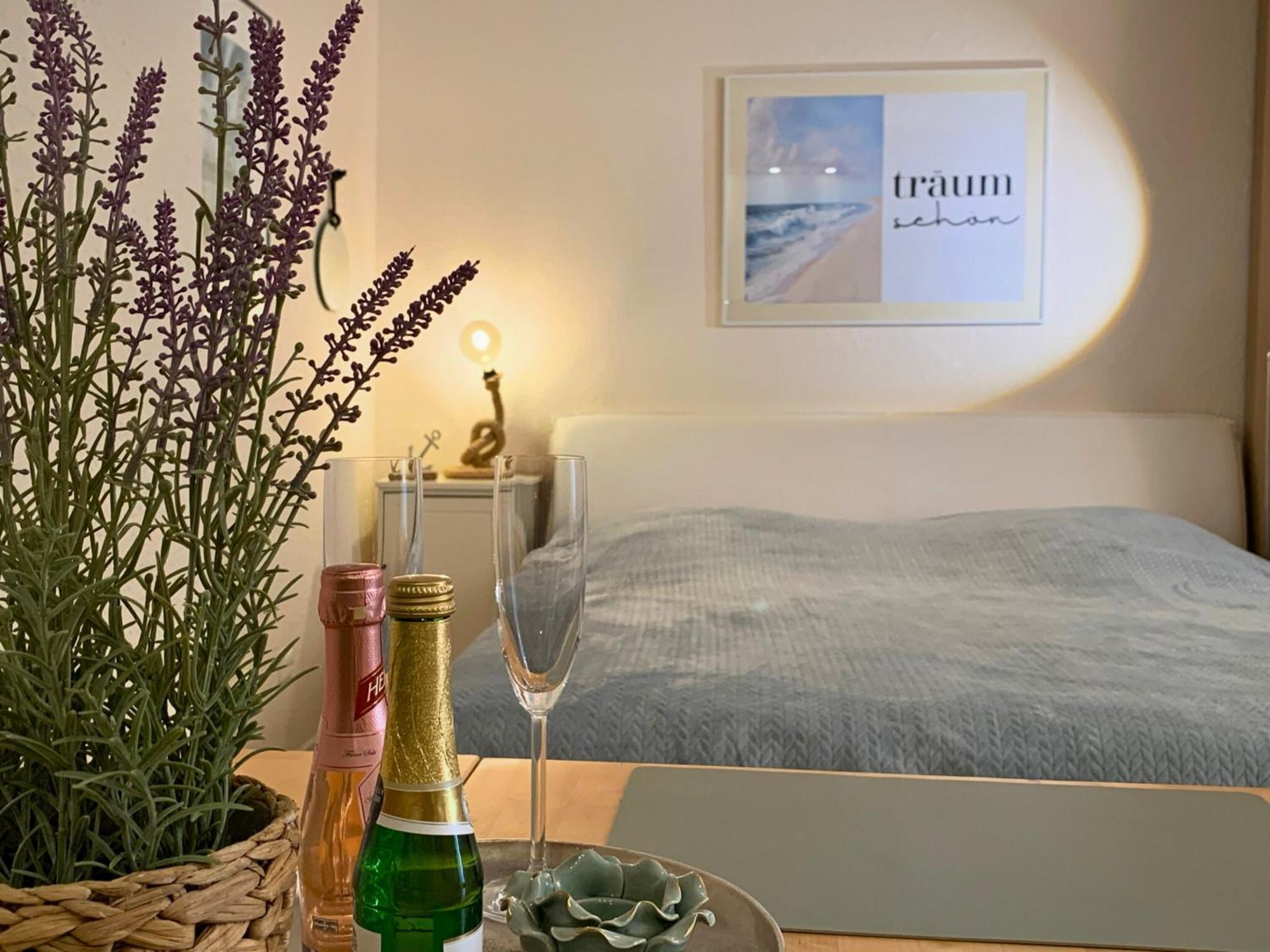 Duhnentraum Bestlage Am Sandstrand, Balkon,Meerblick, Parkplatz, Aufzug, Wlan, Bettwaesche,Handtuecher,Netflix Uvm Cuxhaven Luaran gambar
